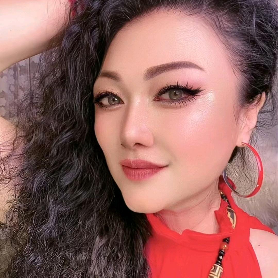 大妞妞～等一份偏爱😘😘