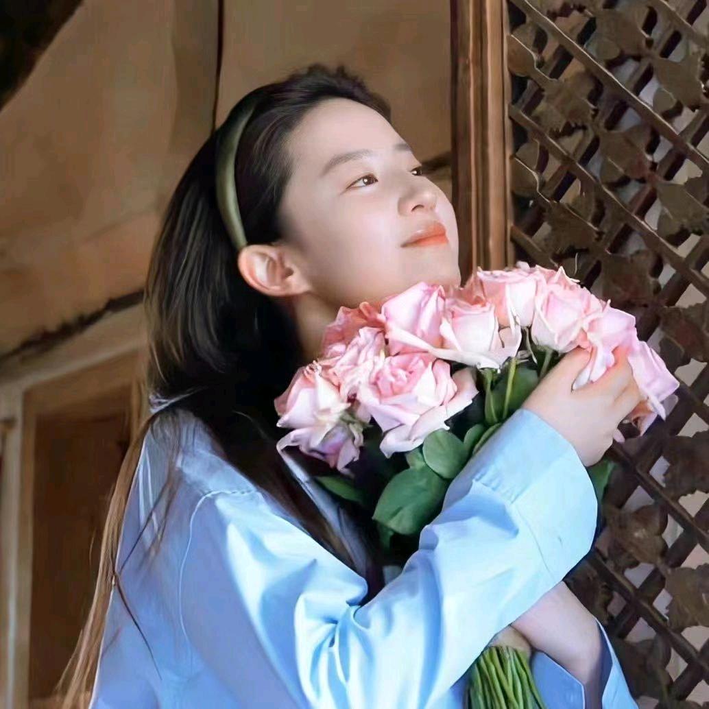 aaa水果批发市场小余