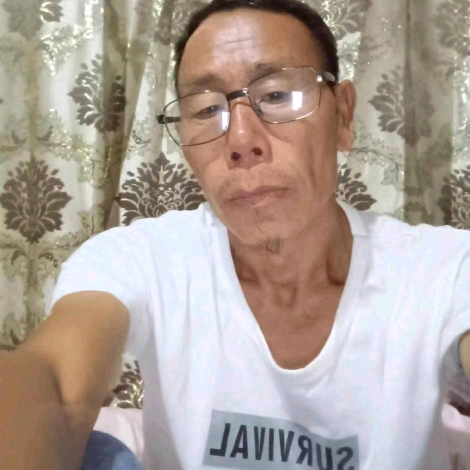 岑孞