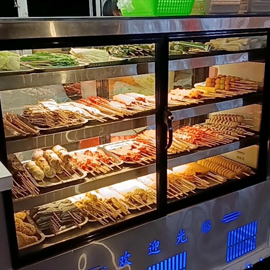 明哥铁板鱿鱼炸串（橱窗生活用品）