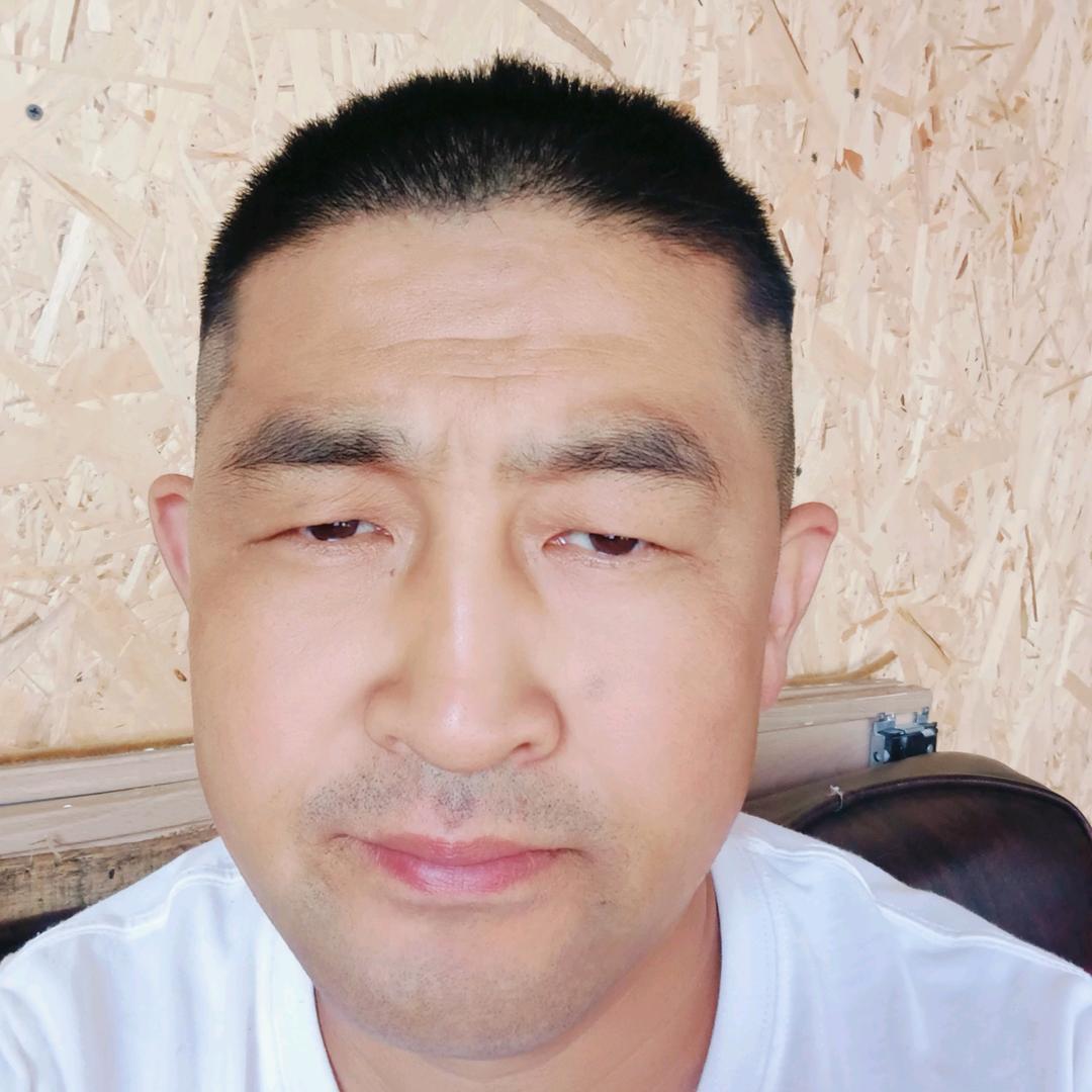 狗弟在俄罗斯生活号（大号崔老狗724）