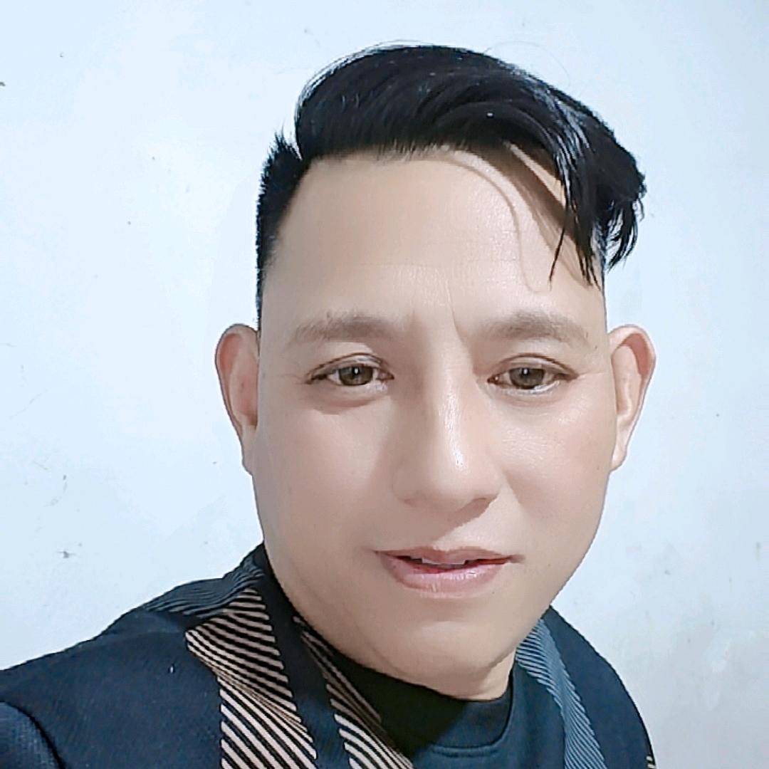 香烟恋上嘴唇。。