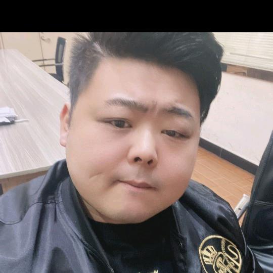 屁大点的痘