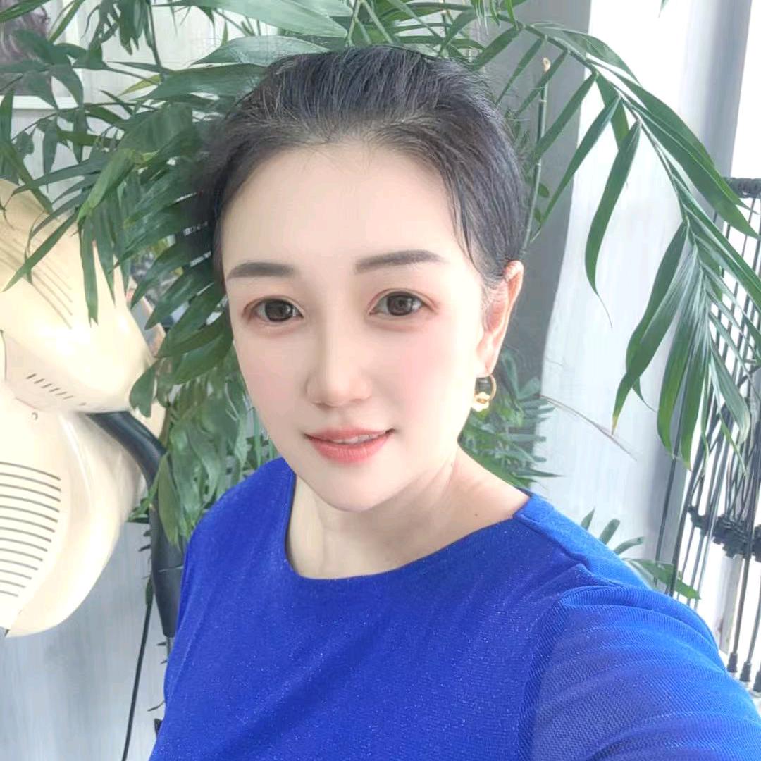 红心粮油店王姐