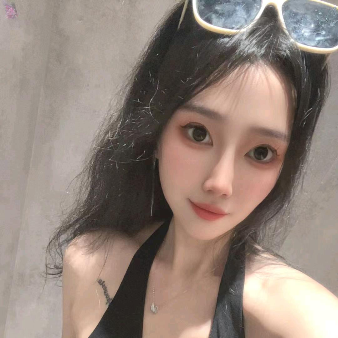 小果果🐱