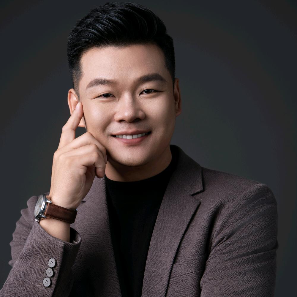 昕之康森哥美业圈