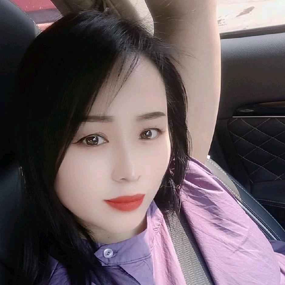 女主角《专业瓷砖美缝》