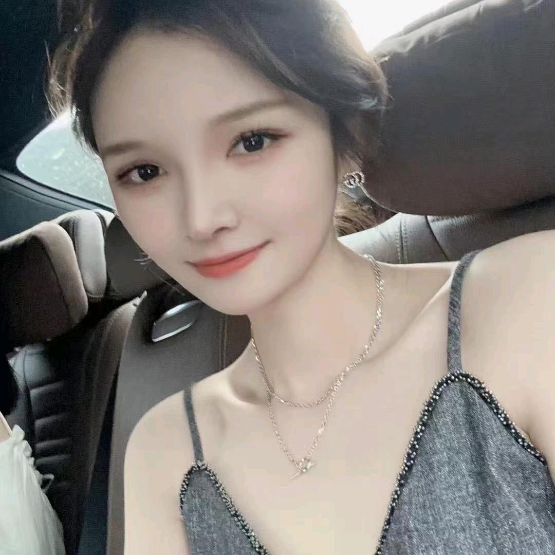 米嘉怡(时尚穿搭)