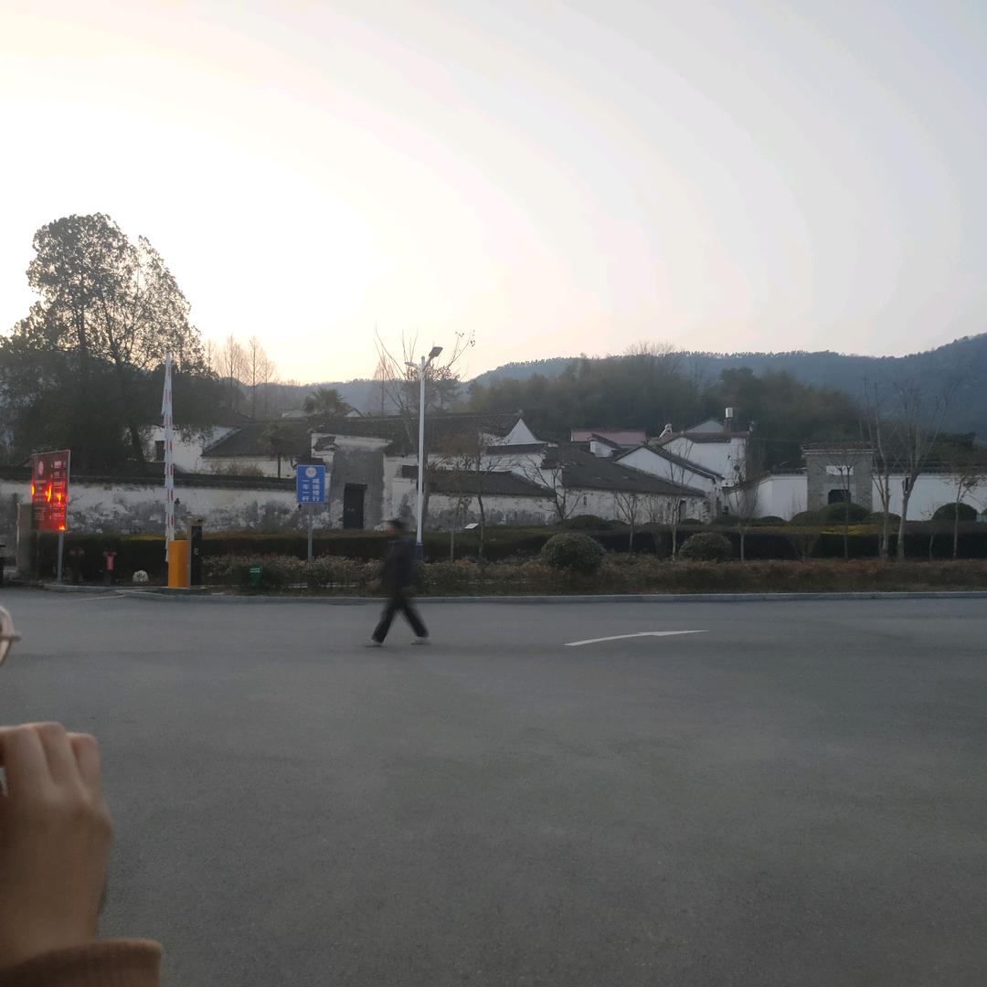 歪哥