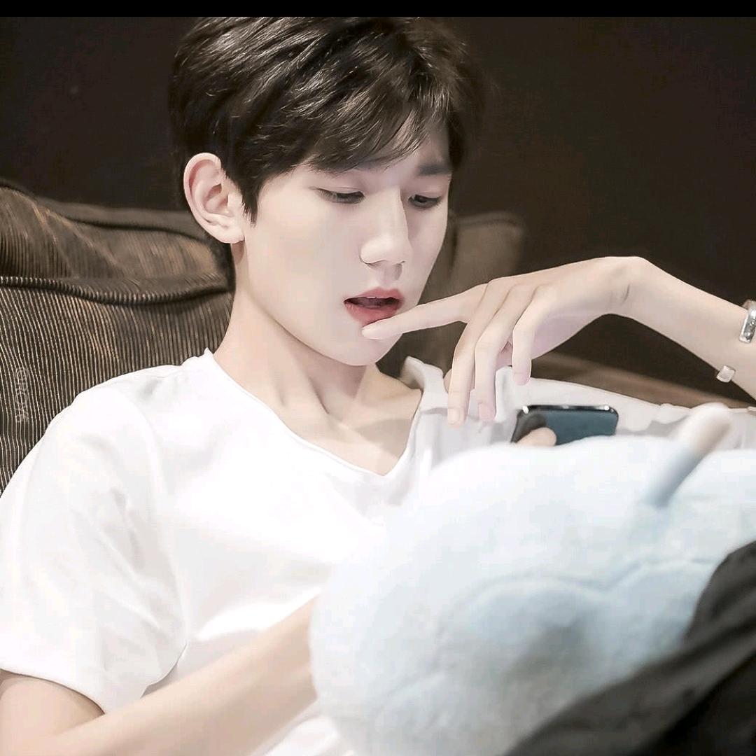 星星晚上不睡觉