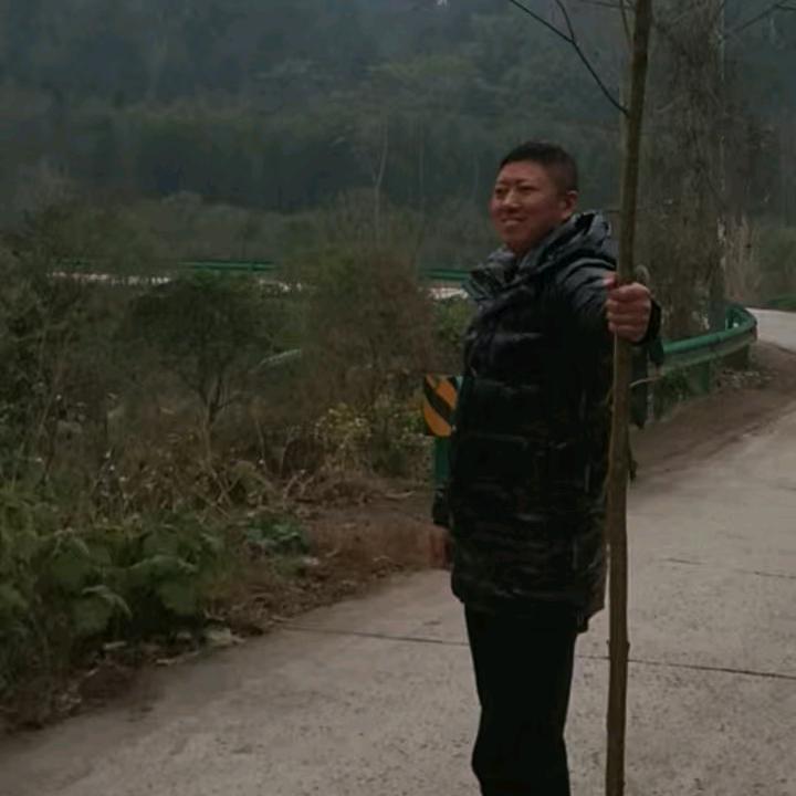 🍸一笑而过
