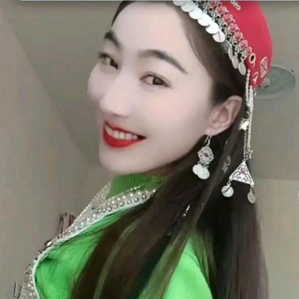Di na r网红 美女🎀👛👠💋