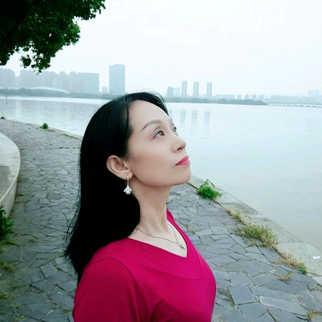 彩云追月
