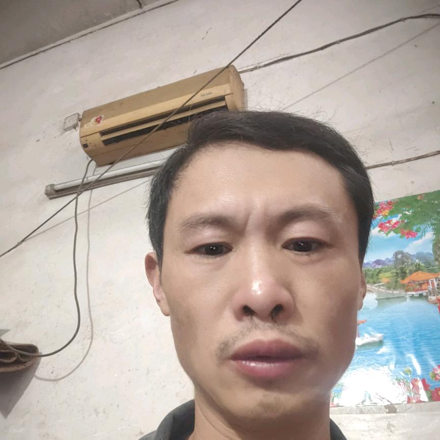 亮亮