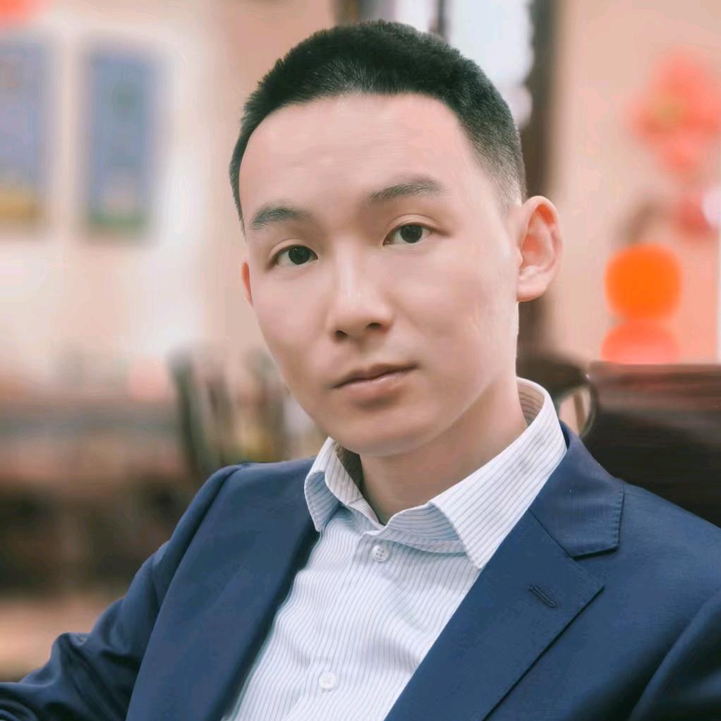 谢浩男