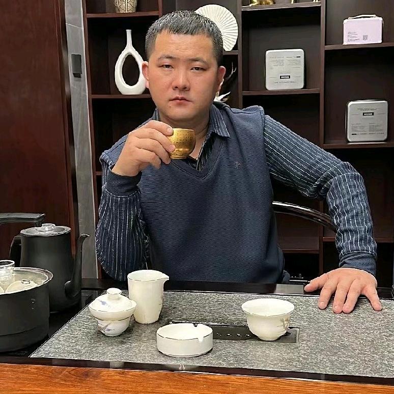 赣州绅凌手机店(刚哥说机)
