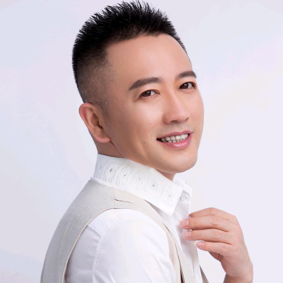 爱唱歌的三哥