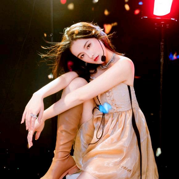 小艾❤️⁹²¹³@抖音