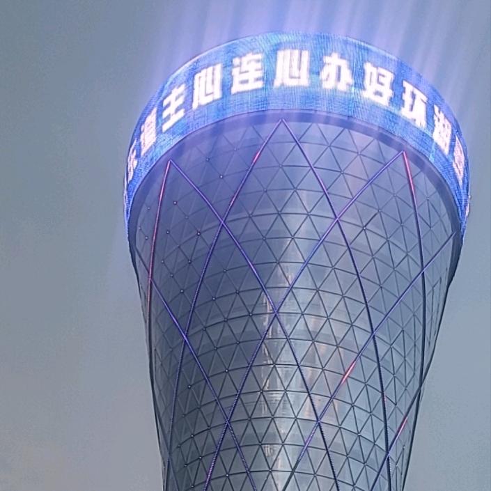 成都巨邦金盾，男式茄克。棉衣，生产厂家