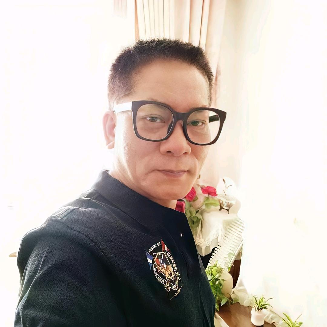 君心雅伯