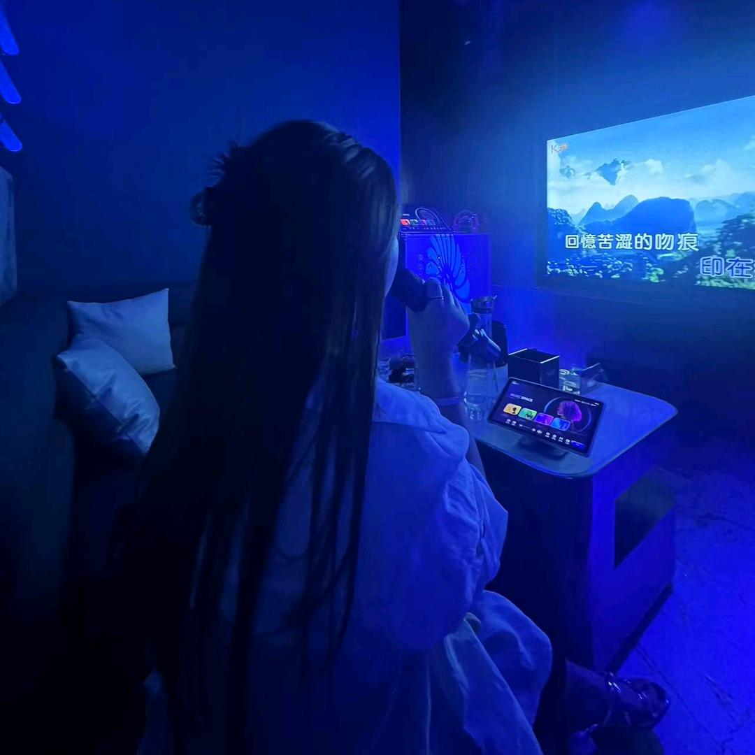沈青梧い
