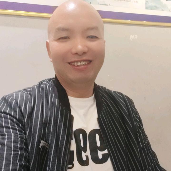 卖新能源电回风炉的光头强