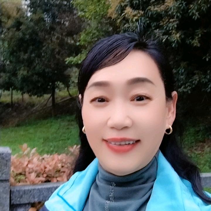 盼望姐（不定时开直播）