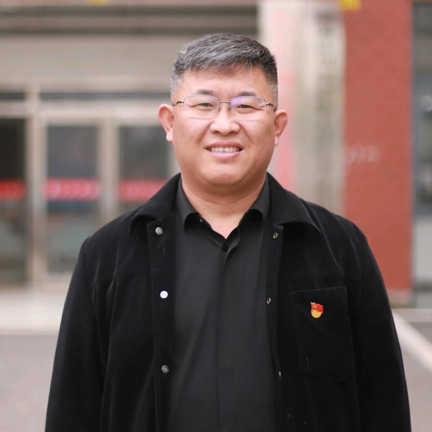 杨庄飞书记