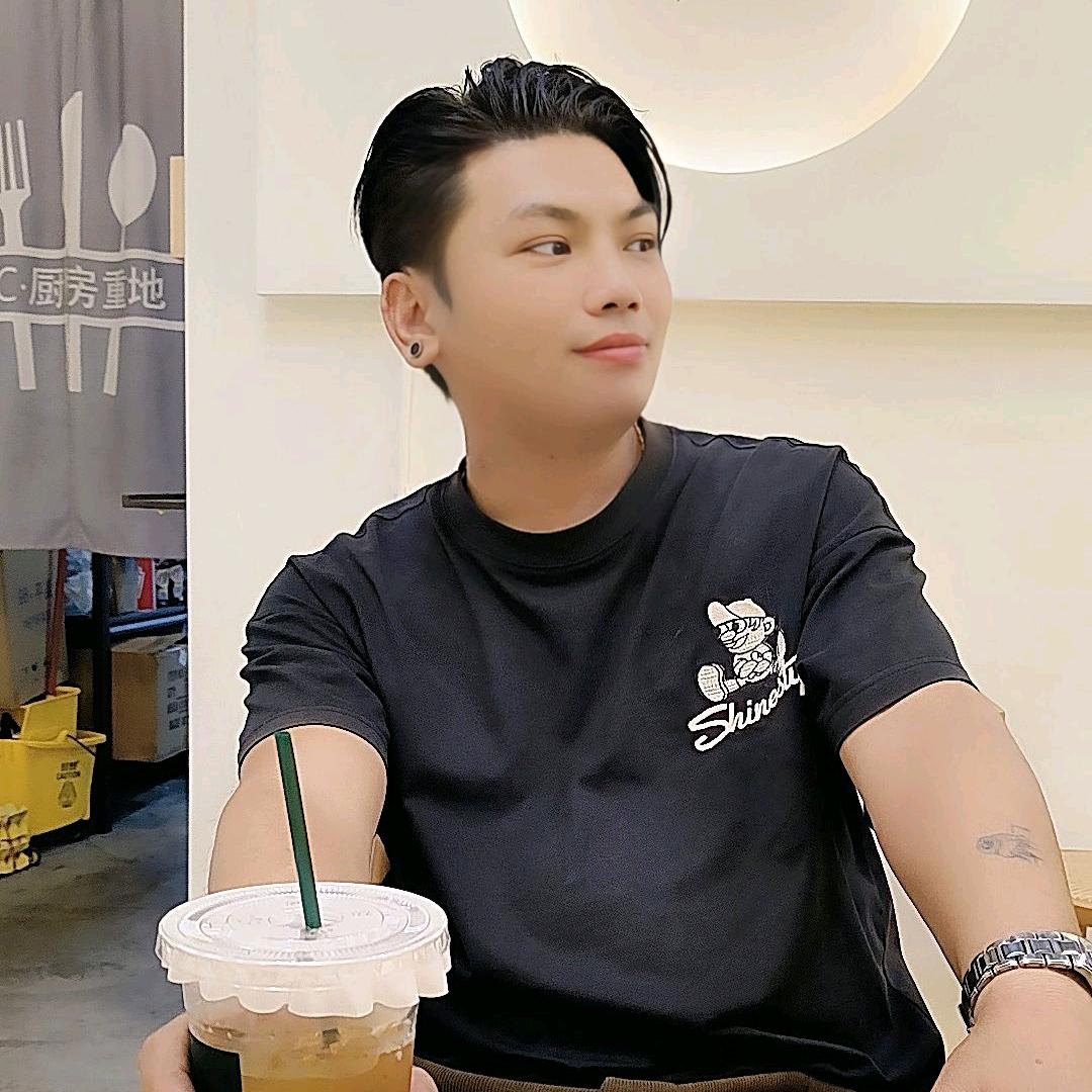 伟诚地产综合信息资源总部