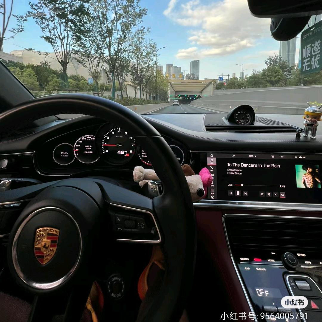 一夜暴富的打工人