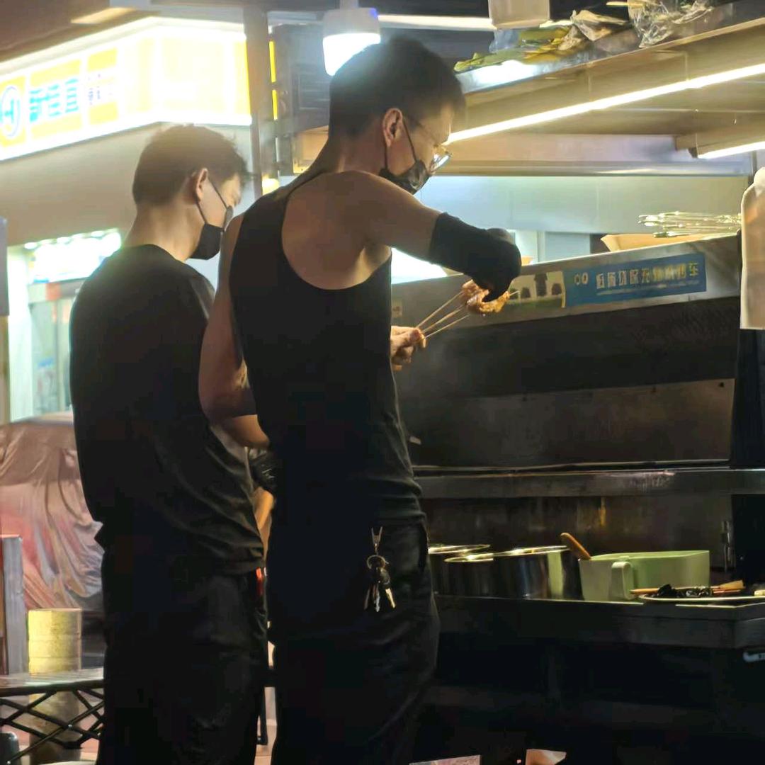 炭知味安乡烧烤.人民中路   路美酒店傍