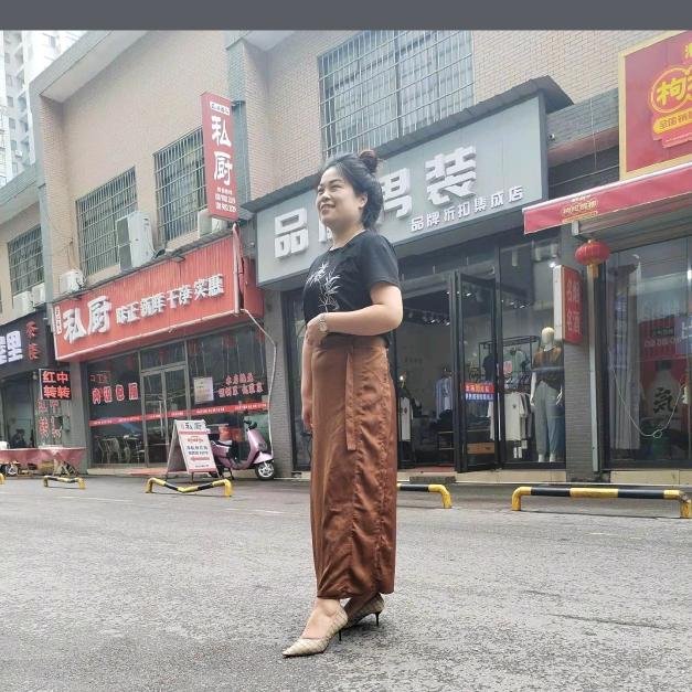 板塘品牌男装玉子