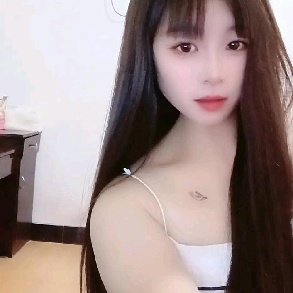 @小莉