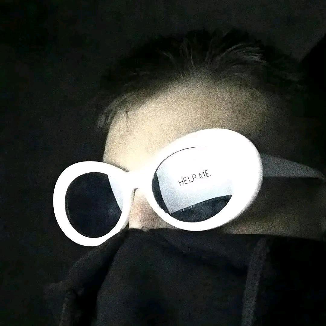 ..........