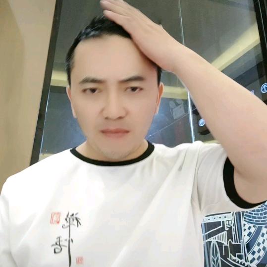 小哥哥晚9:30
