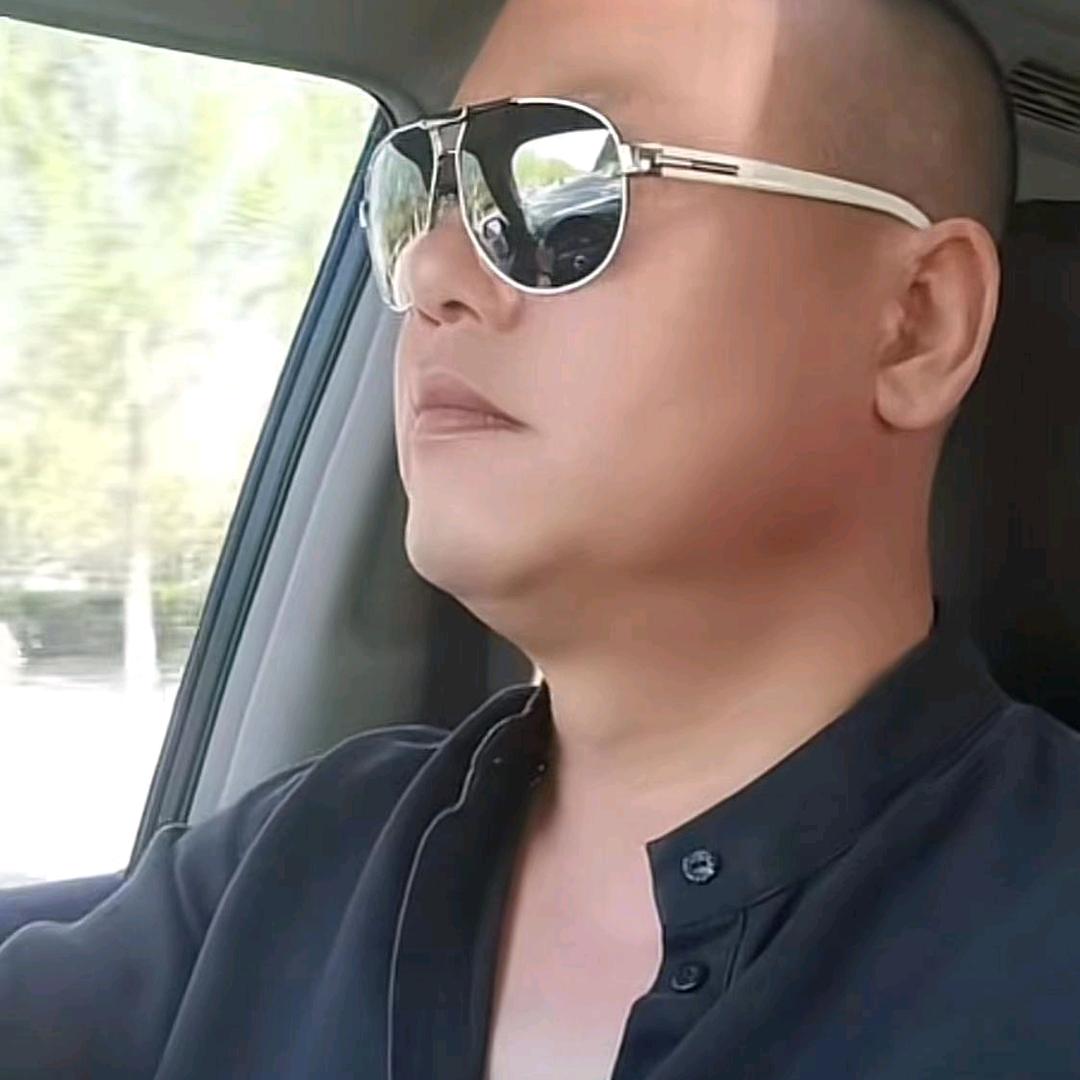 二哥  快乐生活