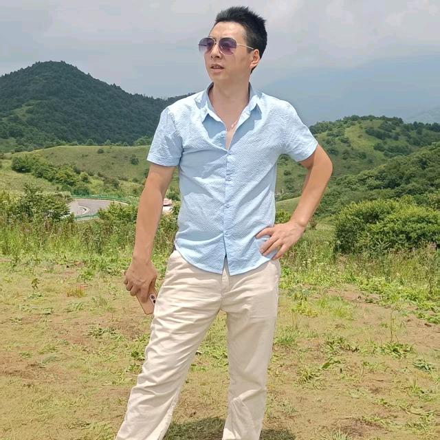 靠自己的老实人