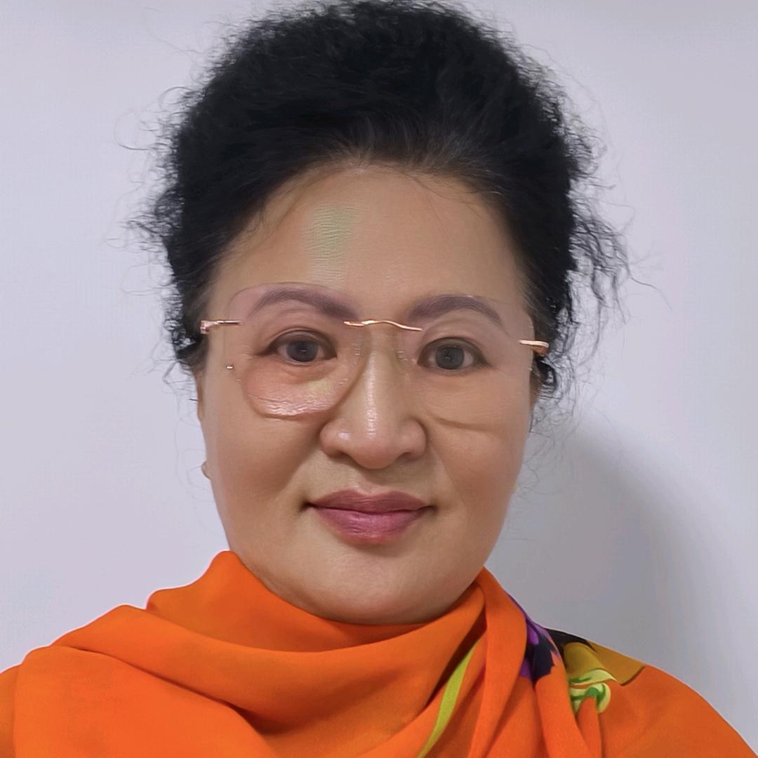 德力格尔：瑞龙衔珠