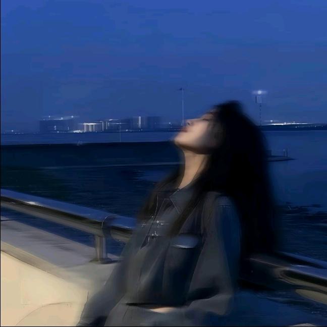 @两颗西柚.