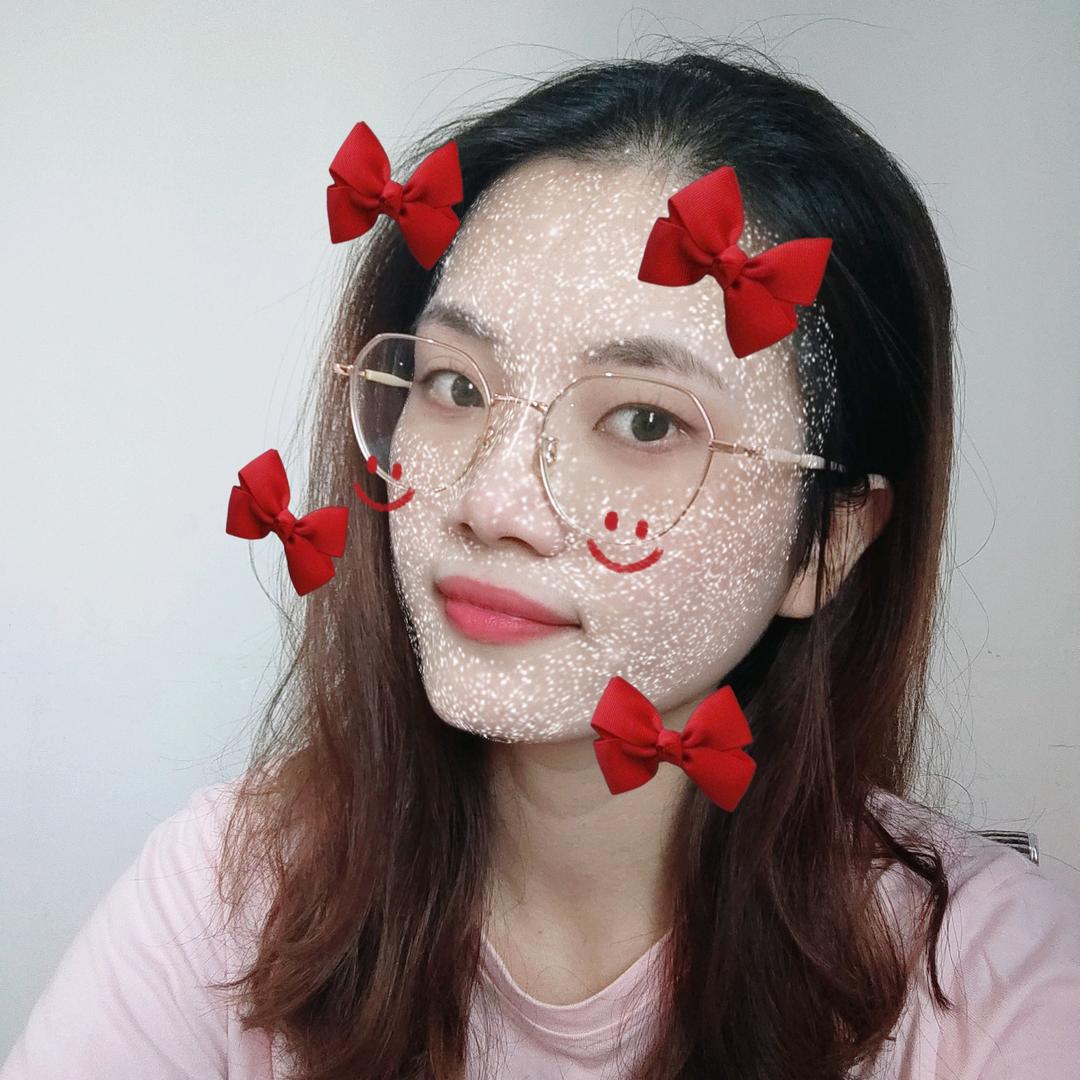 可爱的憨憨猪🐷