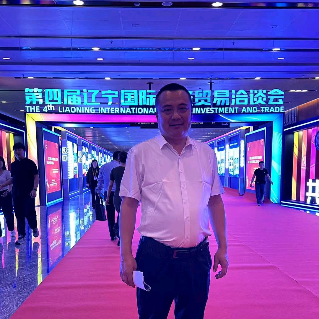 隔壁老梁