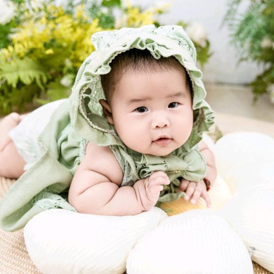 娜娜，