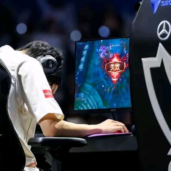 彦余度野✨🥥🍔