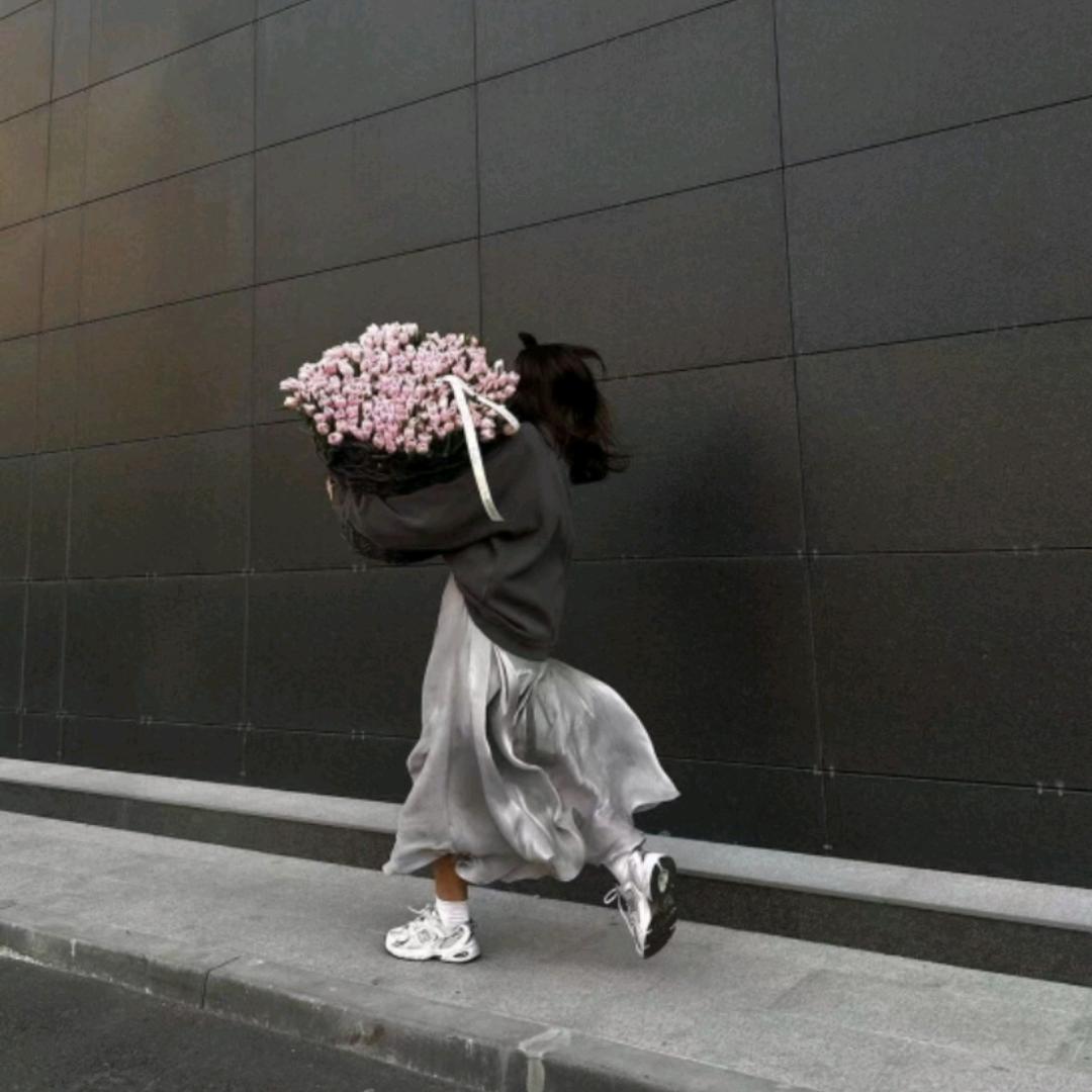 一杯冰美式🌸