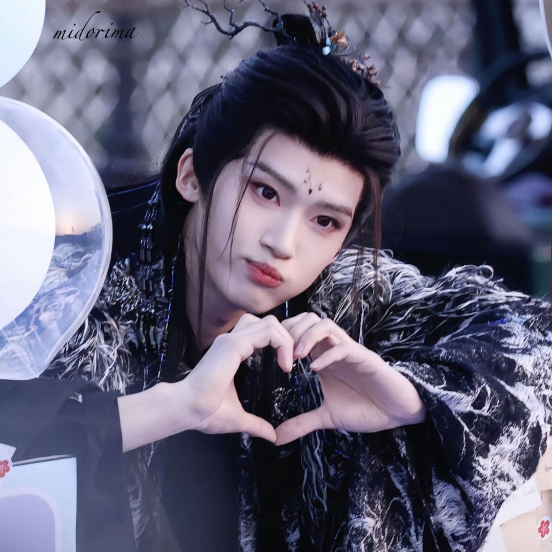 ૮₍小桉桉₎ა（开学每十二天不回信息版）