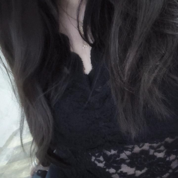 秋秋.