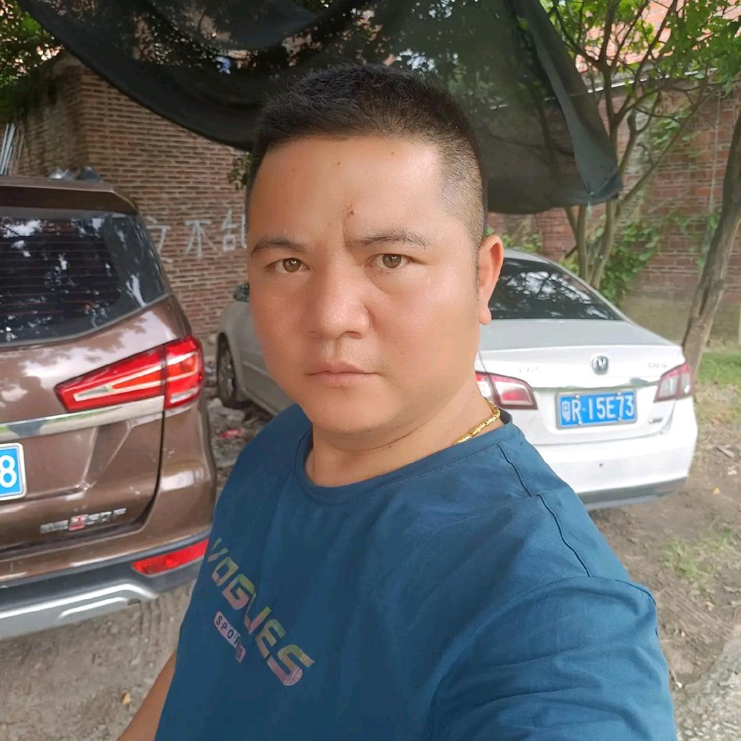 A荣达钢结构施工+叶丰