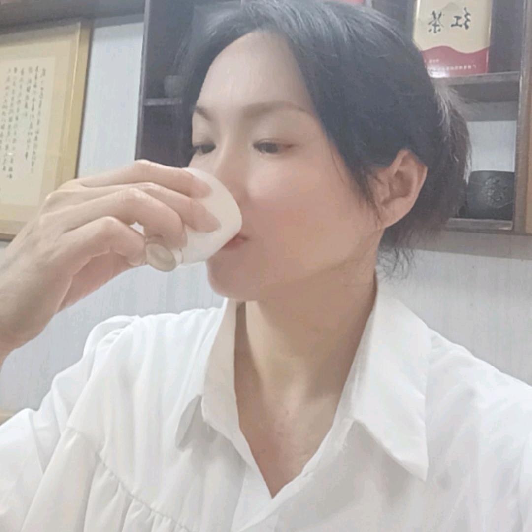 轩轩（等一个守护我的人)