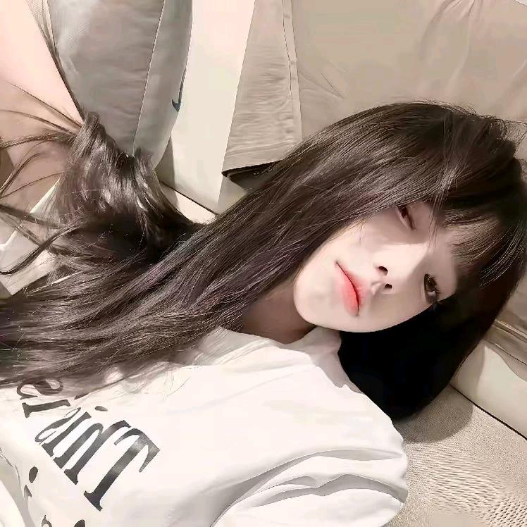 昕昕🖤