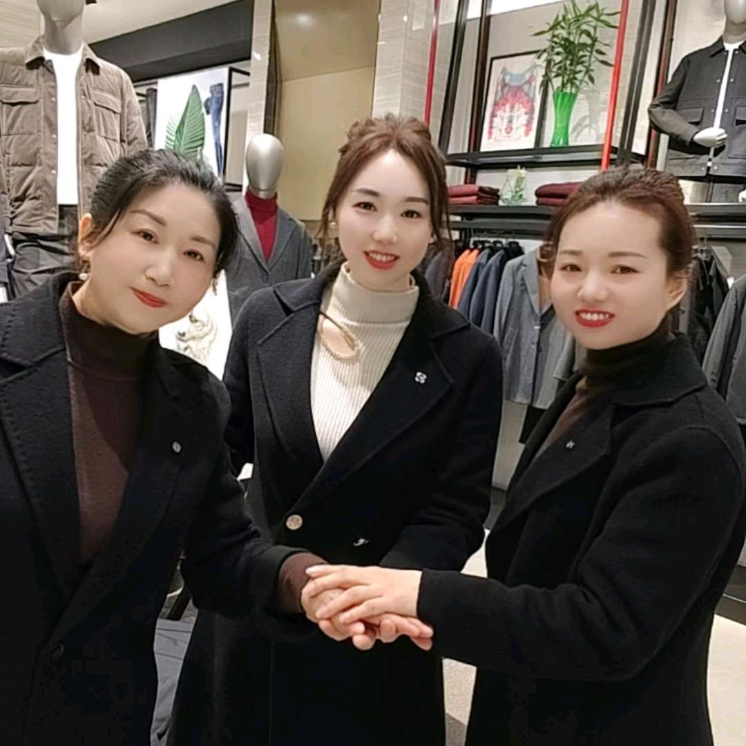 妮姐：南坝七匹狼男装